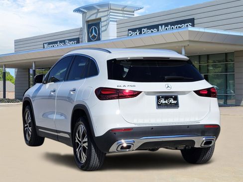 Certified 2025 Mercedes-Benz GLA 250 250 image 4