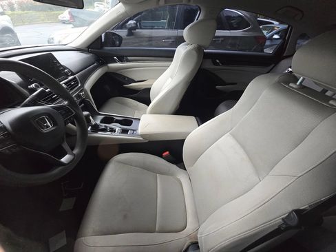 Used 2018 Honda Accord LX image 4