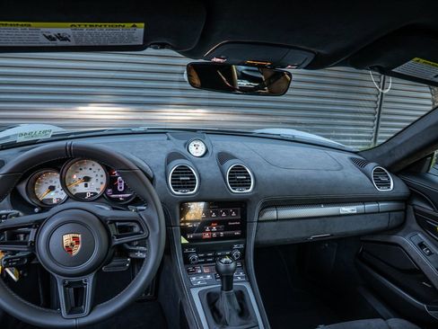 Certified 2025 Porsche 718 Cayman GT4 RS image 12