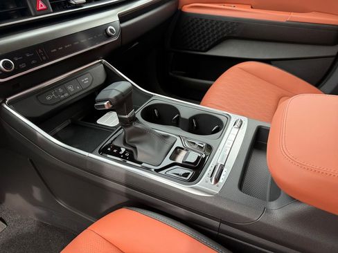 New 2026 Kia Carnival SX image 19