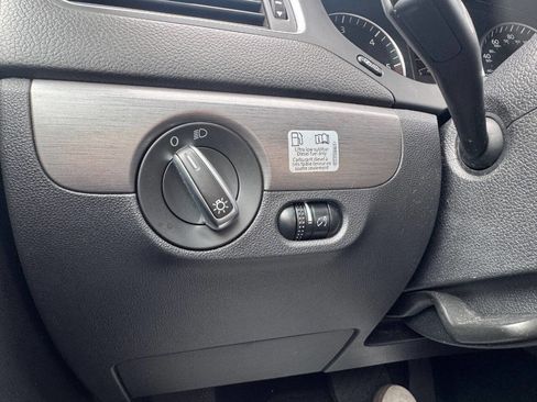 Used 2013 Volkswagen Jetta TDI image 12