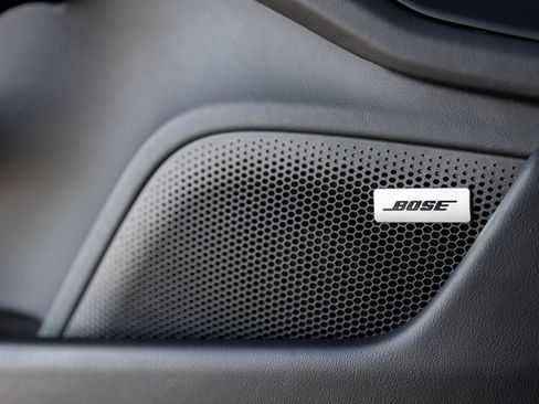 Certified 2025 Porsche Taycan image 21