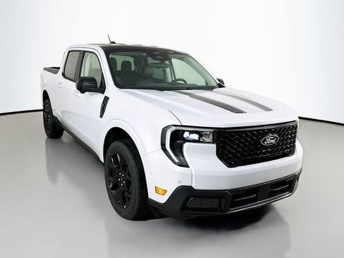 New 2026 Ford Maverick Lariat w/ Black Appearance Package image 1