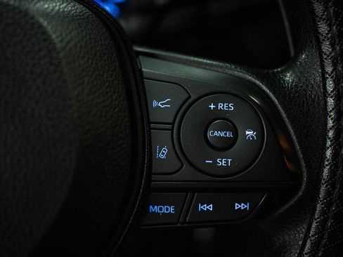 Used 2021 Toyota RAV4 XLE w/ Carpet Mat Package (TMS) image 19