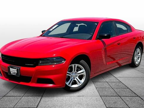 Used 2023 Dodge Charger SXT RWD image 1