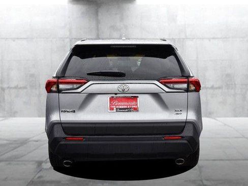 Used 2025 Toyota RAV4 XLE image 6