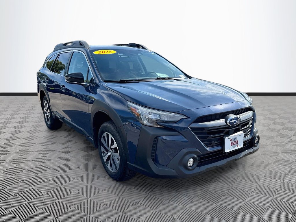 Certified 2025 Subaru Outback Premium AWD/4WD image 3