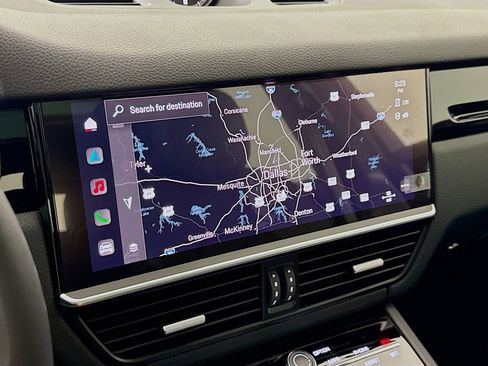 Certified 2023 Porsche Cayenne AWD/4WD image 19