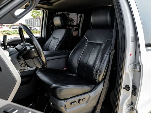 Used 2016 Ford F350 Lariat w/ Lariat Ultimate Package AWD/4WD image 33