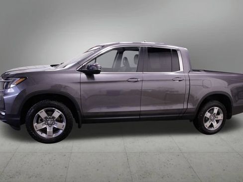Certified 2025 Honda Ridgeline RTL image 3