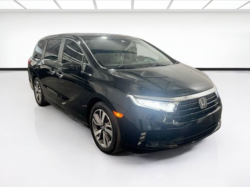 Used 2022 Honda Odyssey Touring image 3