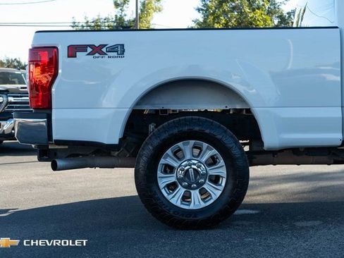Used 2021 Ford F250 XL w/ STX Appearance Package image 5