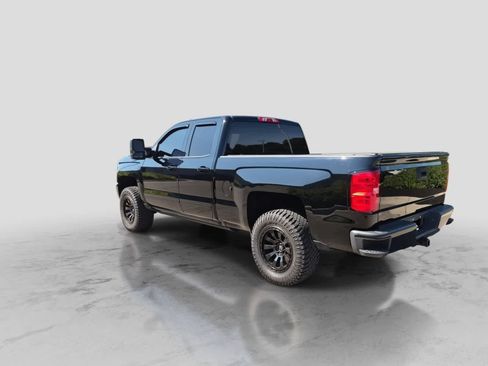 Used 2017 Chevrolet Silverado 1500 LT w/ All Star Edition AWD/4WD image 6