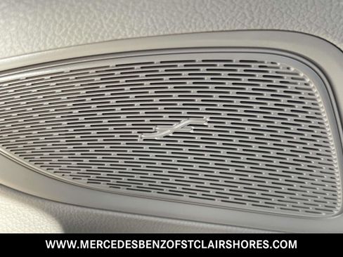 Used 2025 Mercedes-Benz C 300 4MATIC Sedan image 25
