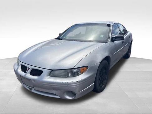 Used 2003 Pontiac Grand Prix SE FWD image 1