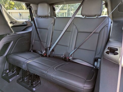 Used 2023 GMC Yukon Denali image 16