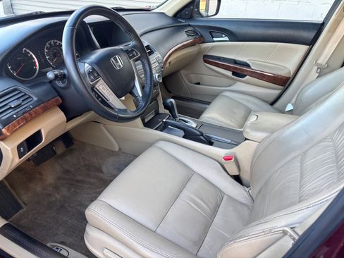 Used 2011 Honda Accord EX-L image 12