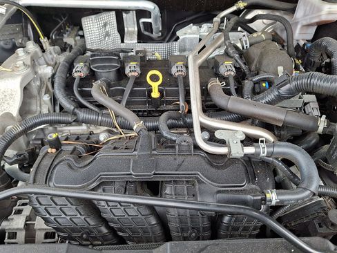 Used 2021 Nissan Rogue SV AWD/4WD image 27