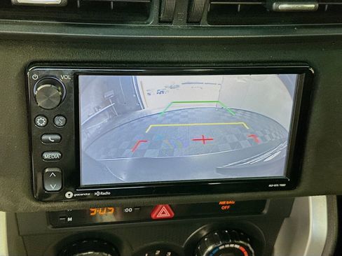 Used 2017 Toyota 86 RWD image 13