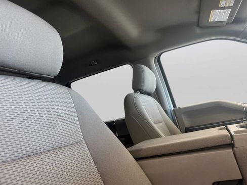 Used 2019 Ford F150 XLT w/ Equipment Group 302A Luxury AWD/4WD image 16