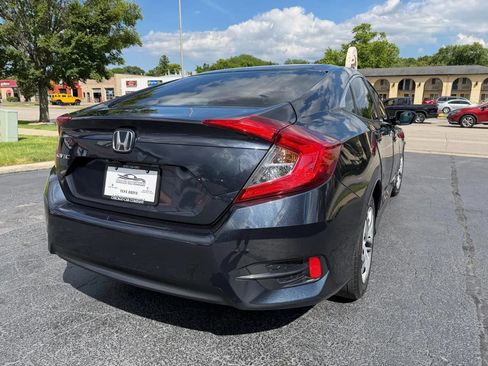 Used 2018 Honda Civic LX image 9