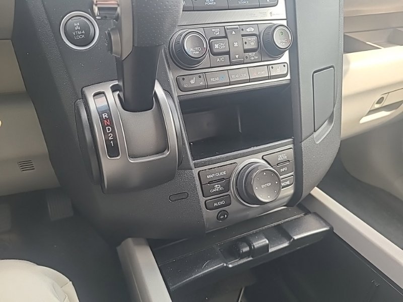 Used 2012 Honda Pilot Touring image 16