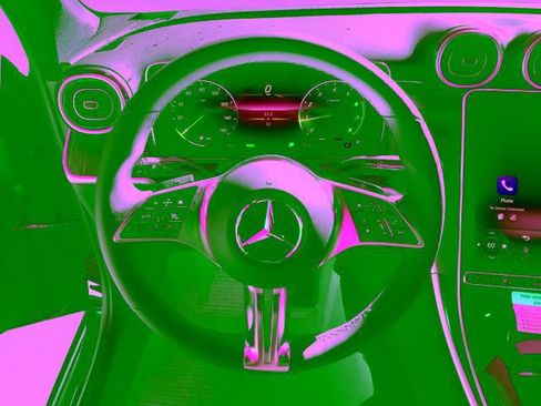 Certified 2026 Mercedes-Benz GLC 300 image 28