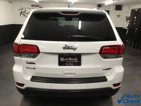 Used 2020 Jeep Grand Cherokee Laredo w/ Quick Order Package 2BN North image 9