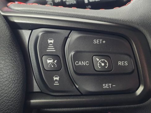 Used 2024 Jeep Wrangler Unlimited Rubicon AWD/4WD image 28