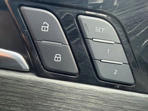 Used 2024 Audi A4 2.0T Premium Plus image 19