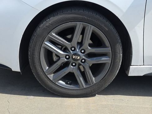 Used 2021 Kia Forte GT-Line FWD image 12