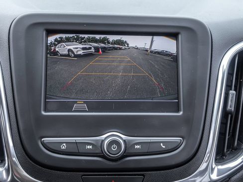 Used 2020 Chevrolet Equinox LT AWD/4WD image 18