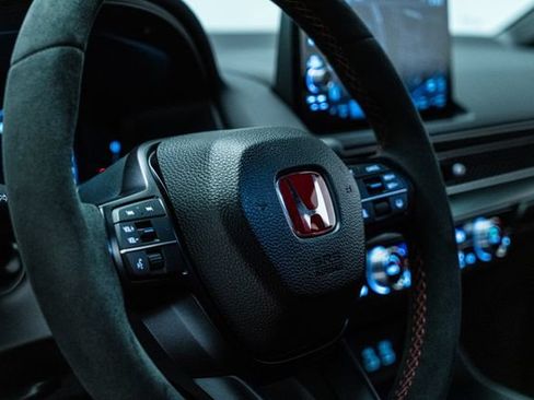 Used 2024 Honda Civic Type R image 25