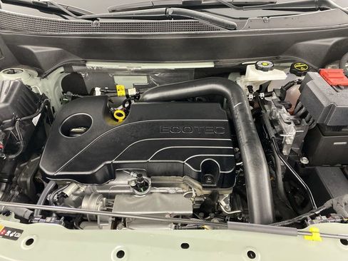 Used 2025 Chevrolet Equinox LT w/ Convenience Package II image 32