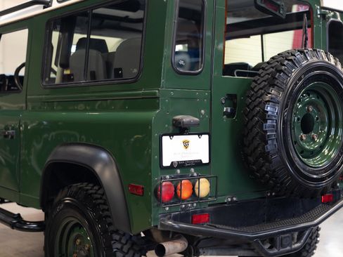 Used 1997 Land Rover Defender 90 image 34