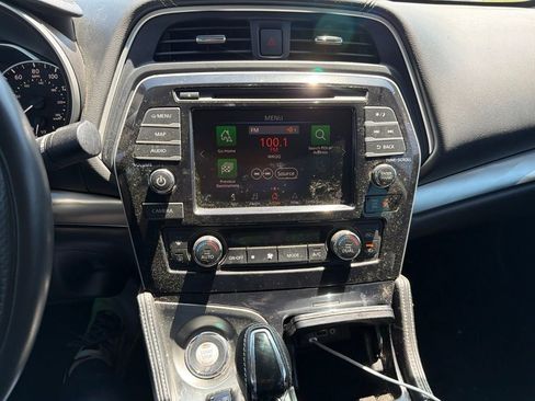 Used 2019 Nissan Maxima 3.5 SV w/ Floor Mat Group FWD image 10