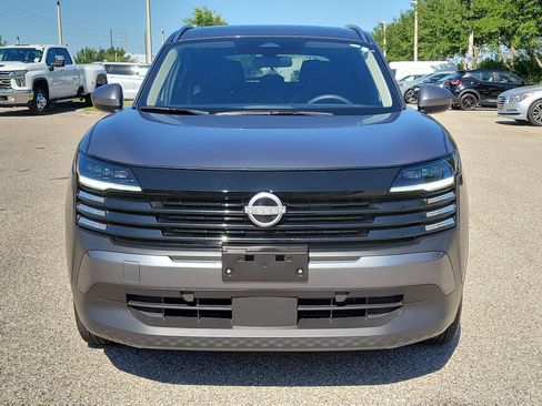 Certified 2025 Nissan Kicks SV w/ SV Premium Package FWD image 2