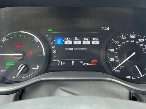 Certified 2026 Toyota Sienna XLE FWD image 30