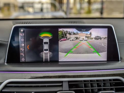 Used 2019 BMW 740i xDrive w/ Executive Package image 23