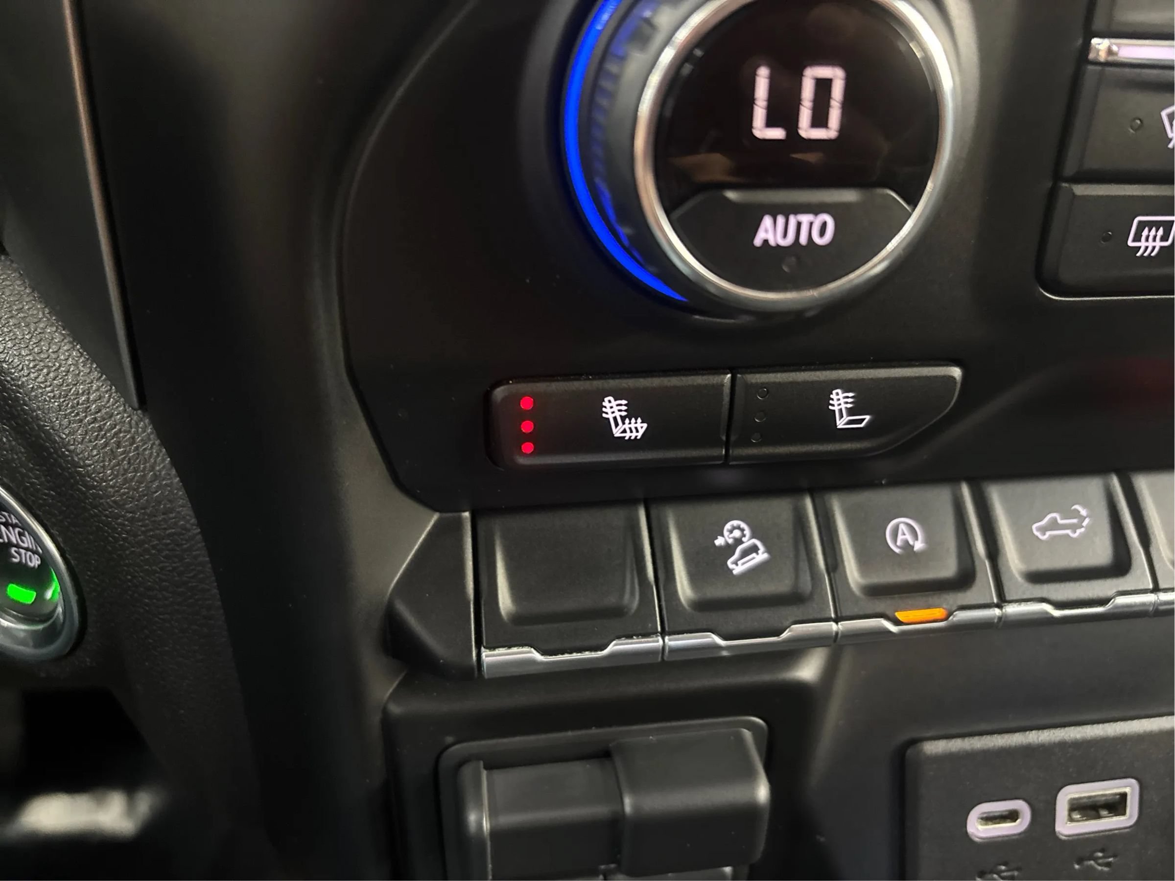 Used 2021 Chevrolet Silverado 1500 RST AWD/4WD image 41