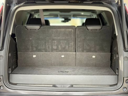 Used 2018 Cadillac Escalade Luxury image 51