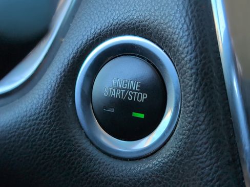 Used 2020 Chevrolet Traverse LS image 22