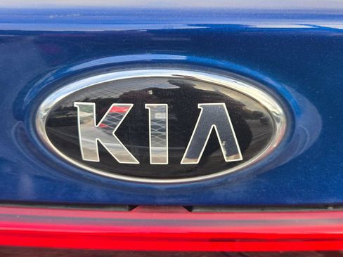 Used 2019 Kia Forte S w/ S Premium Package FWD image 6