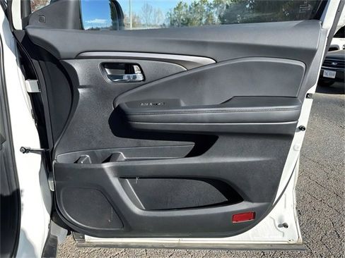 Used 2022 Honda Pilot Special Edition image 25
