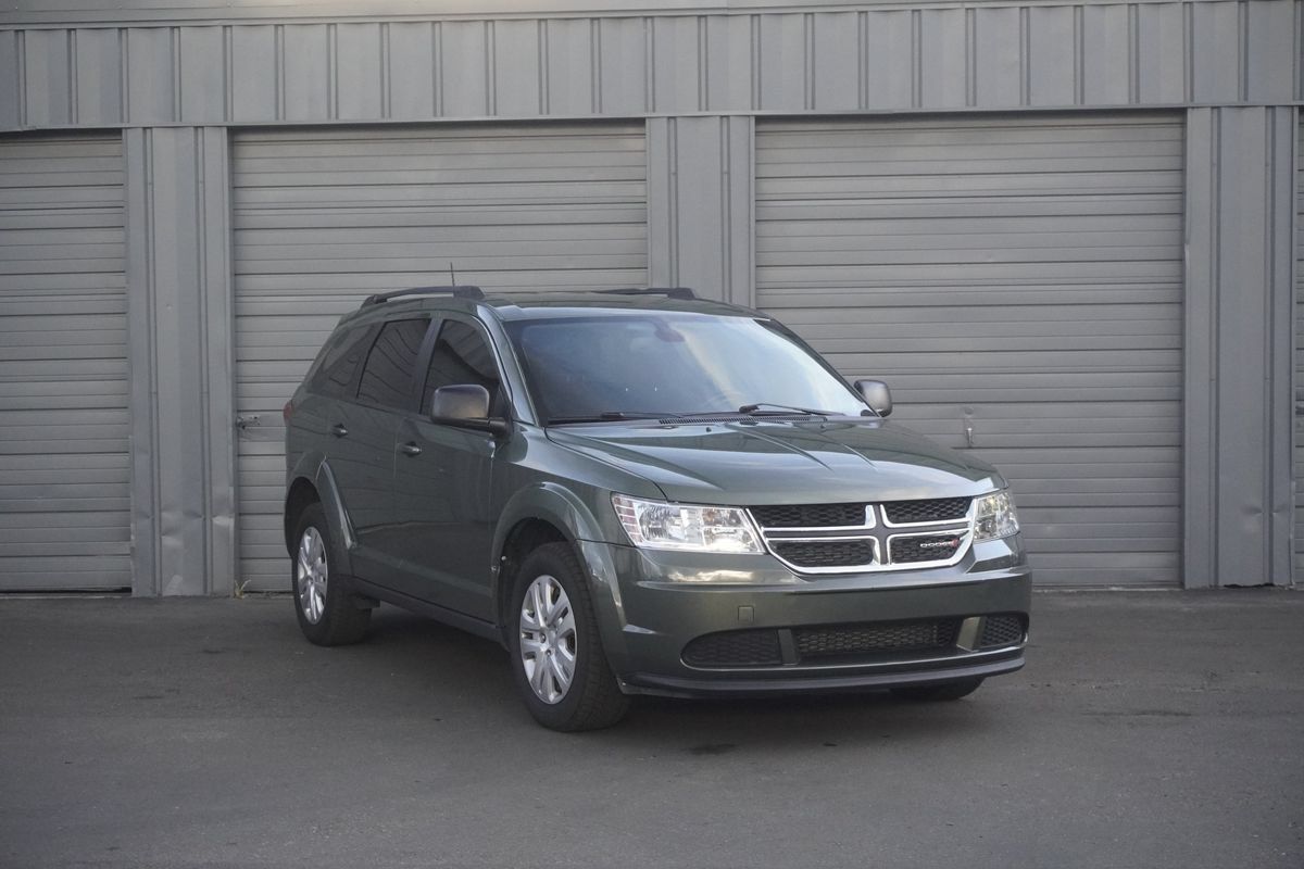 Used 2018 Dodge Journey SE w/ Popular Equipment Group AWD/4WD image 8