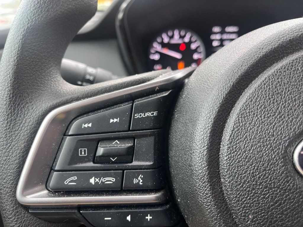Used 2025 Subaru Outback AWD/4WD image 13