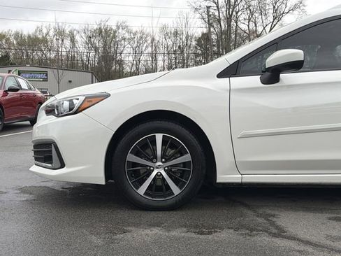 Used 2023 Subaru Impreza Premium image 9