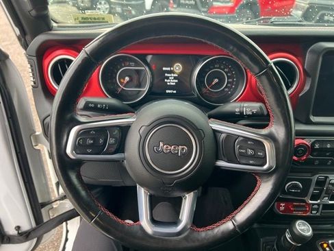 Used 2021 Jeep Gladiator Rubicon image 14