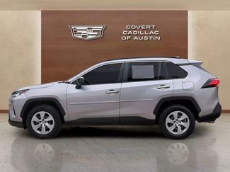 Used 2021 Toyota RAV4 LE FWD video 2