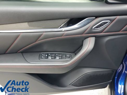 Used 2023 Maserati Levante GT AWD/4WD image 21